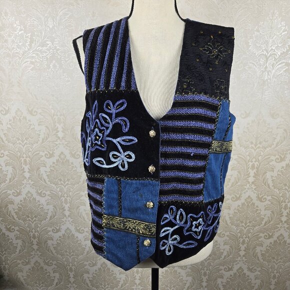Vintage Tantrums Size Medium Chambray Patchwork Vest Velvet Embroidery Buttons - Picture 1 of 15